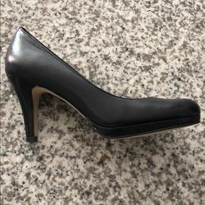 Anne Klein, Black Leather, Size: 6M